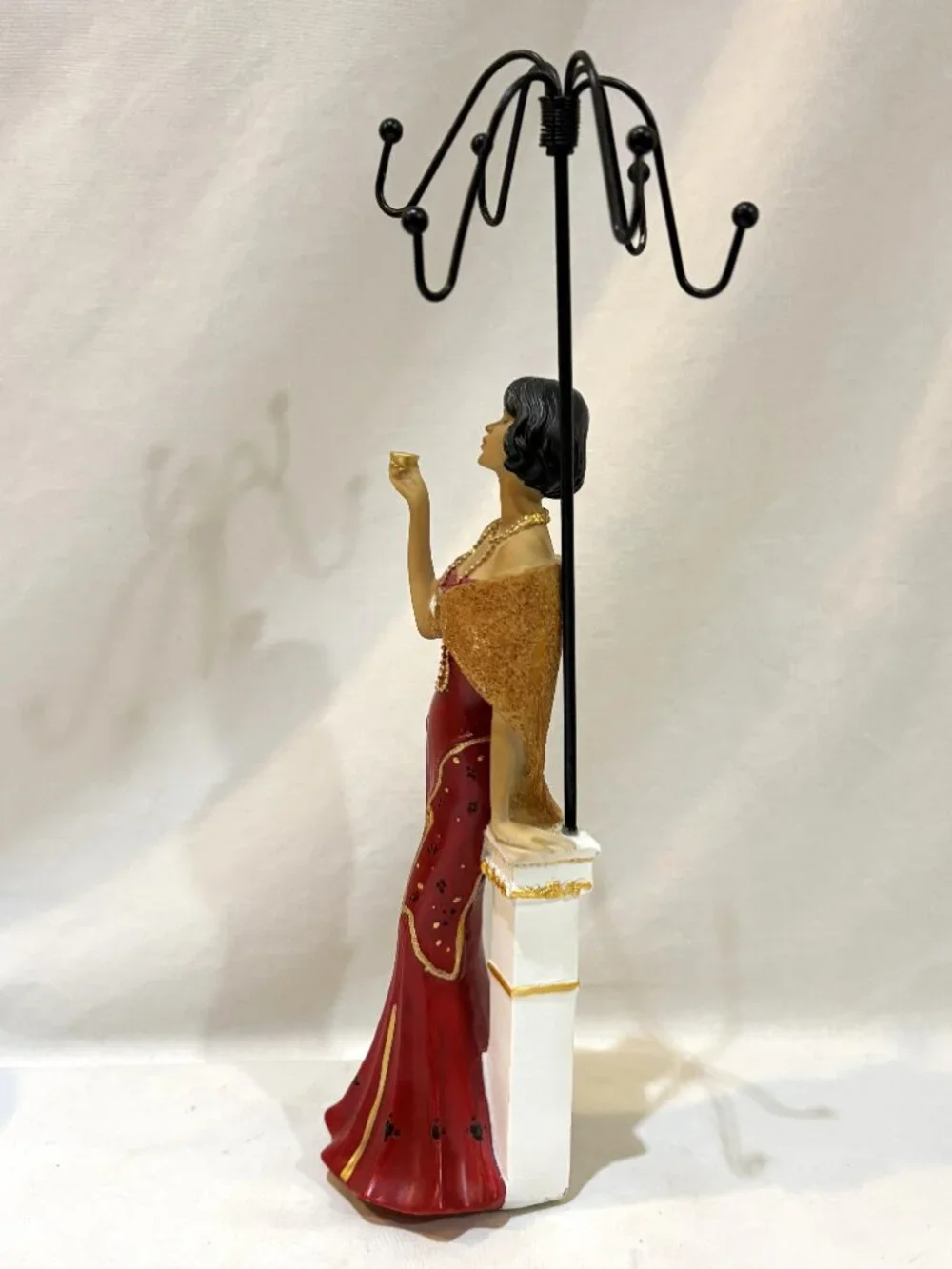 African American Expressions crimson queen